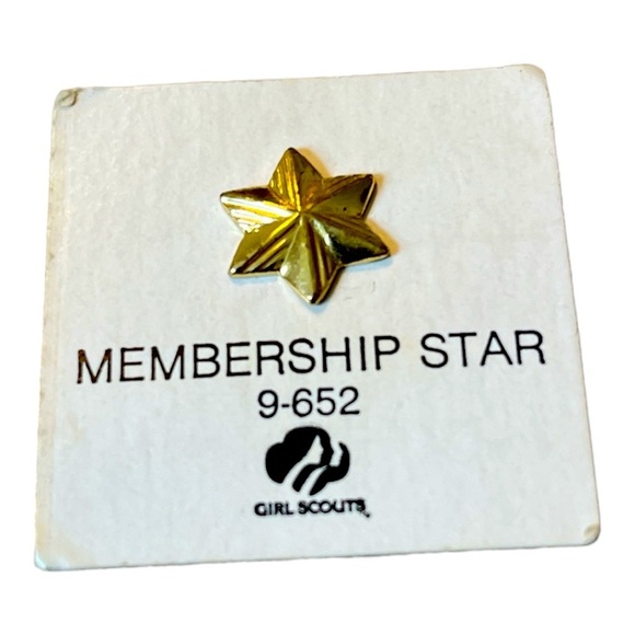 Girl Scouts of America Vintage Membership Star 9-652 Official Merchandise - Picture 1 of 3